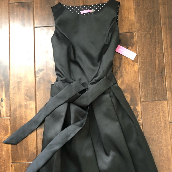 isaac mizrahi black dress